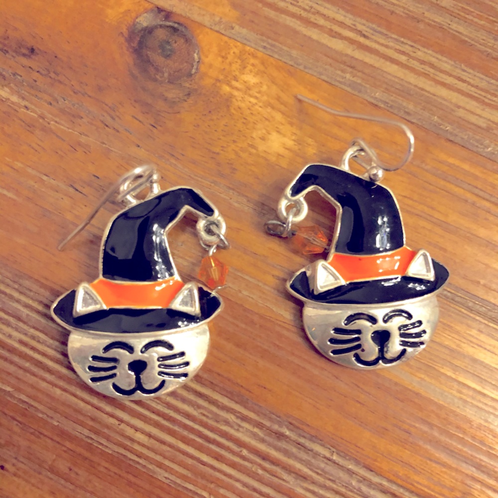 Halloween Kitty Earrings - Picture 1 of 2